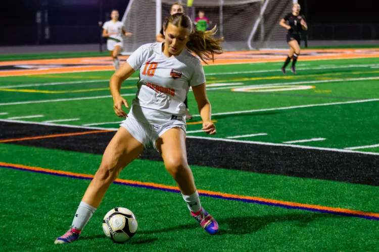 "Billies suffer 2-1 setback in soccer semifinals